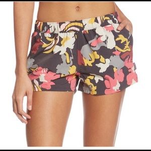 🌊Women’s Patagonia Barely Baggies 🌊